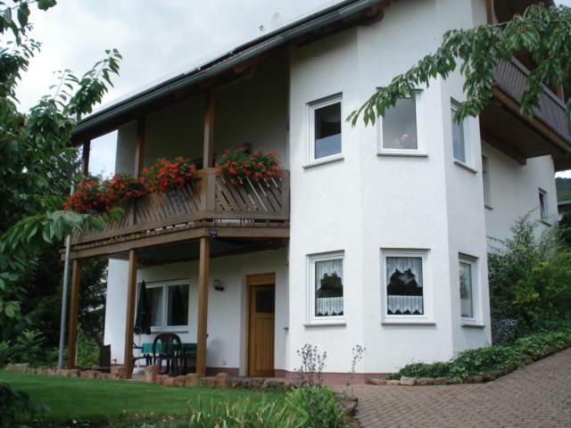 Gaestehaus Kiefer Klingenmuenster Luaran gambar